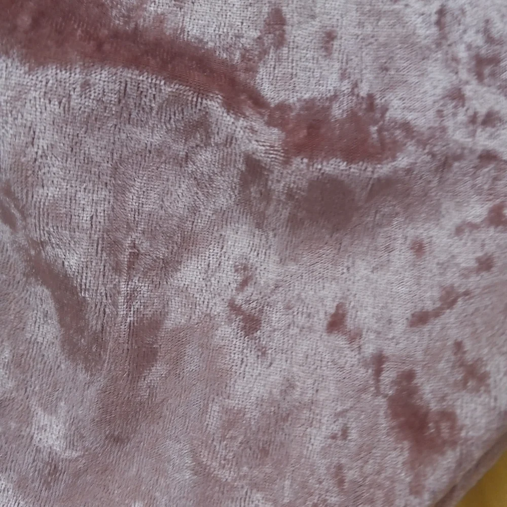 Crushed velvet lace trim baby rose pink crop top - Picture 7 of 7